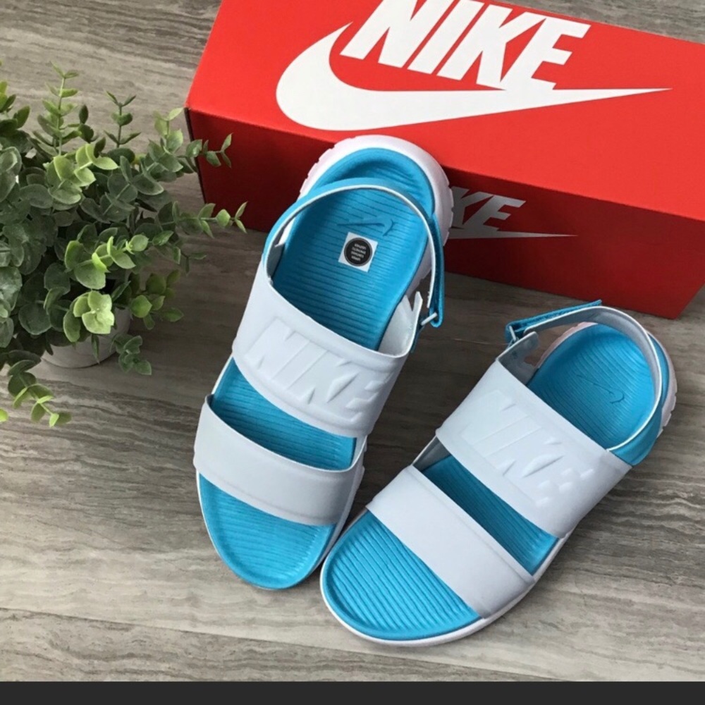 Nike Tanjun Sandals